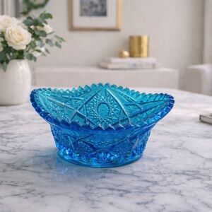 Vintage Fayette Glass Pressed Turquoise Saw Tooth Starburst Candy Dish